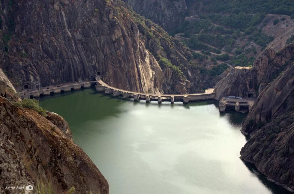Presa de Aldeadávila desde el Picón de Felipe